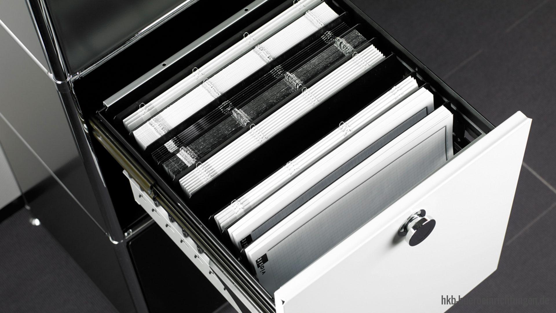 Büromöbel Metall Klapptüren - Metallmöbel